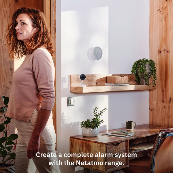 Indoor Camera Advance White + Indoor Siren Pack